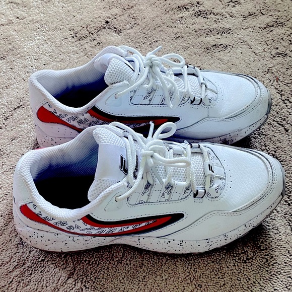 Fila Shoes - Fila chunky “dad” shoe